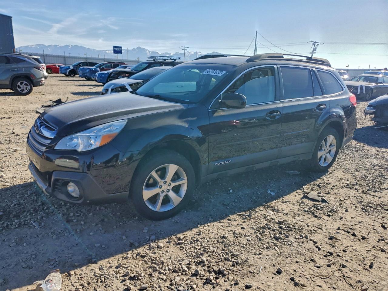 2014 SUBARU OUTBACK
