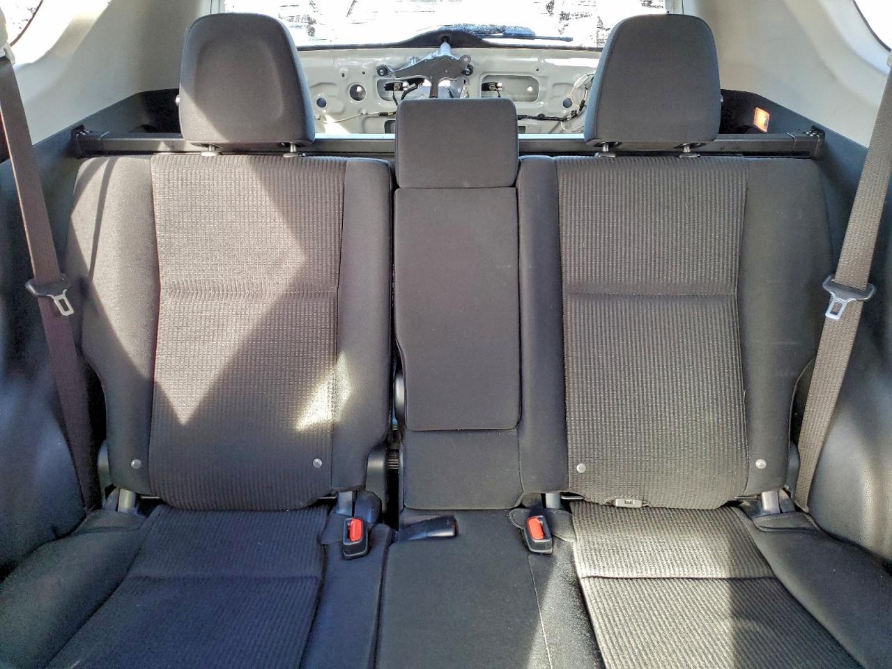 2017 TOYOTA RAV4 LE photo 10
