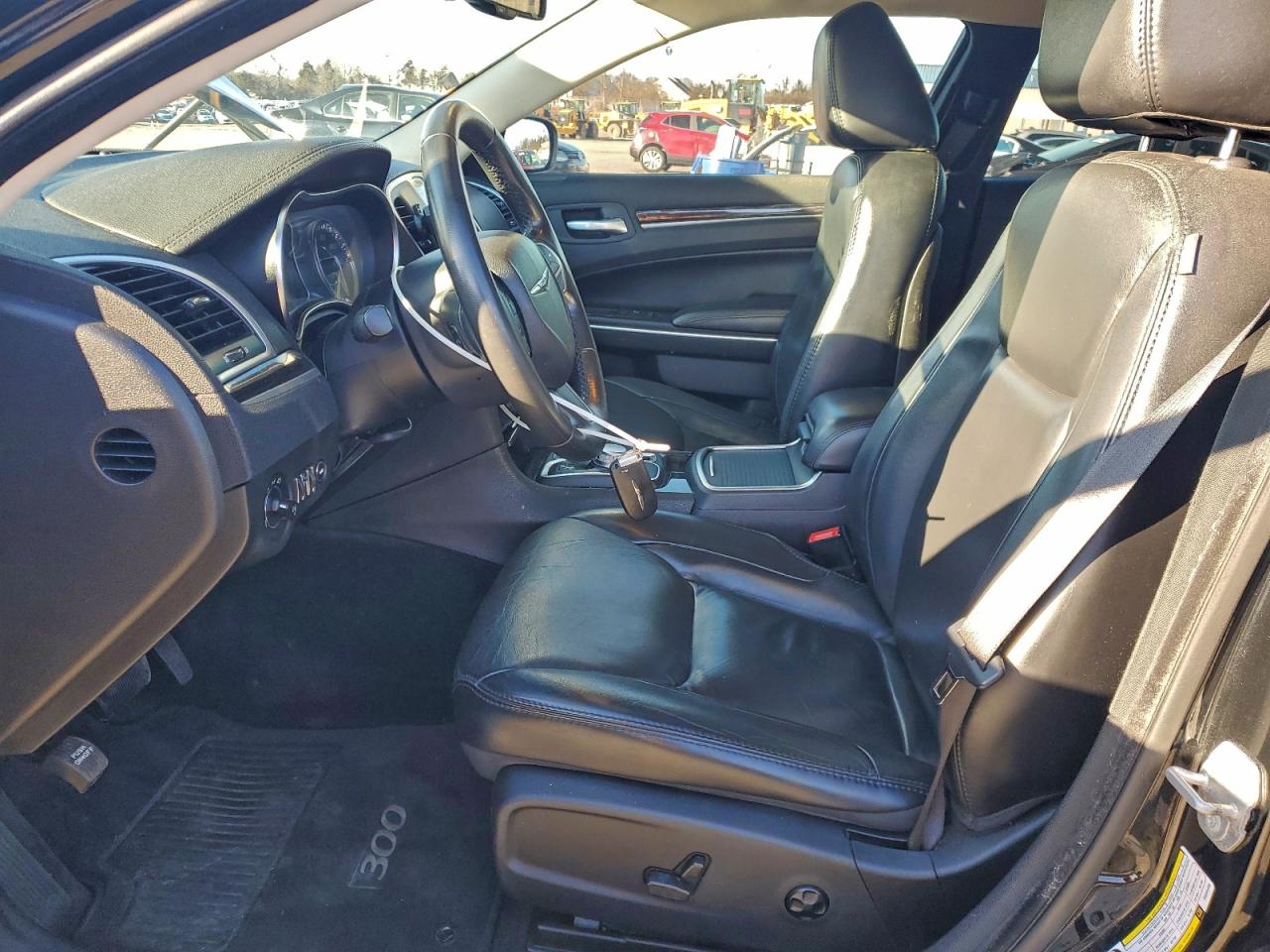 2015 CHRYSLER 300 LIMITED photo 7