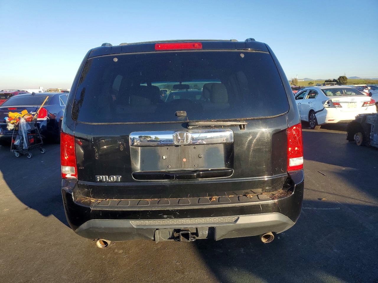 2012 HONDA PILOT EXL photo 11