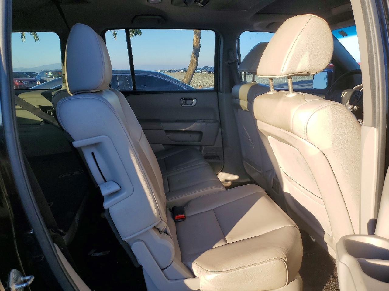 2012 HONDA PILOT EXL photo 21