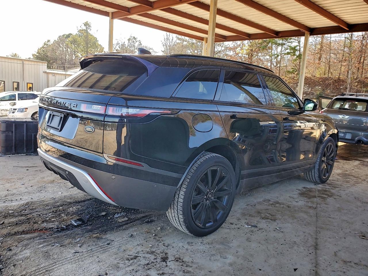2019 LAND ROVER RANGE ROVER VELAR R-DYNAMIC SE photo 3