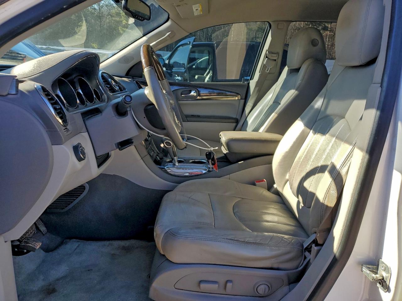 2014 BUICK ENCLAVE photo 7