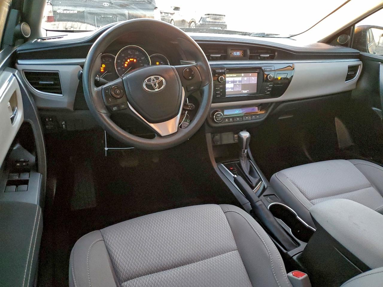 2016 TOYOTA COROLLA L photo 8