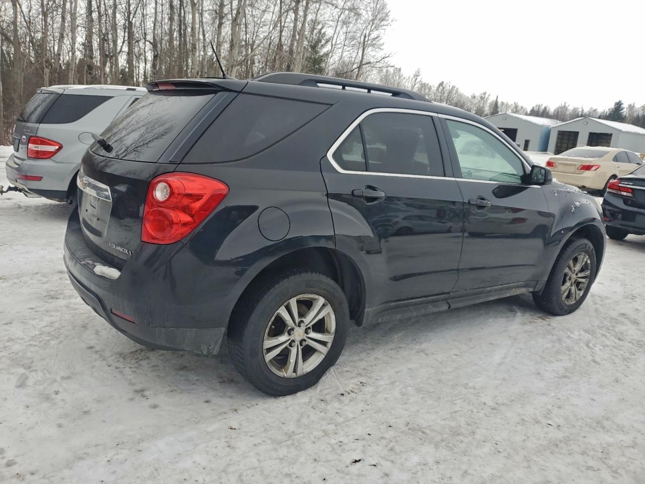 2013 CHEVROLET EQUINOX LT photo 3