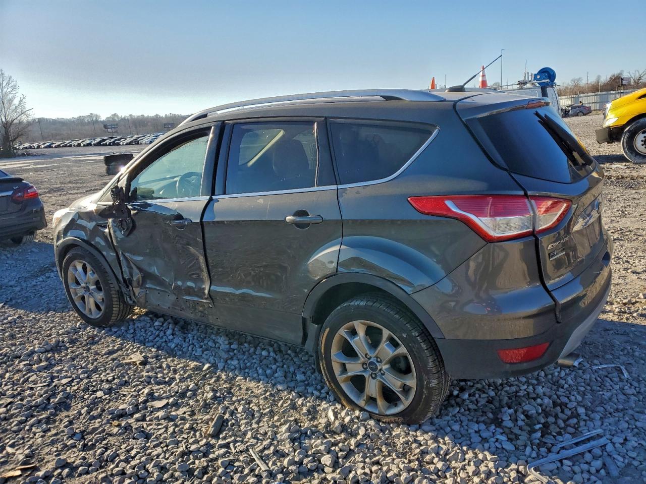 2016 FORD ESCAPE TITANIUM photo 2