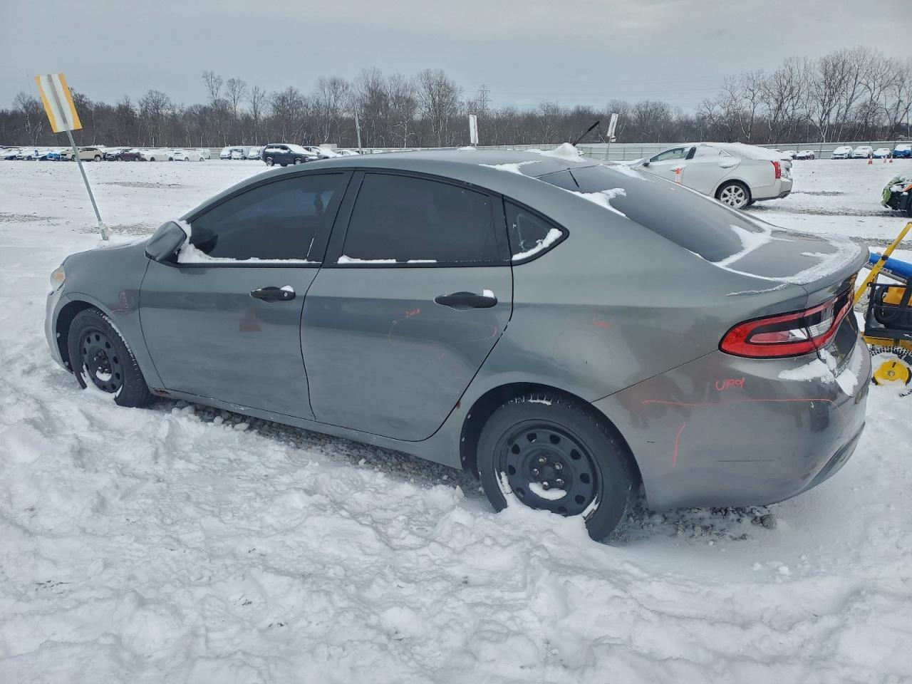 2013 DODGE DART SE photo 2