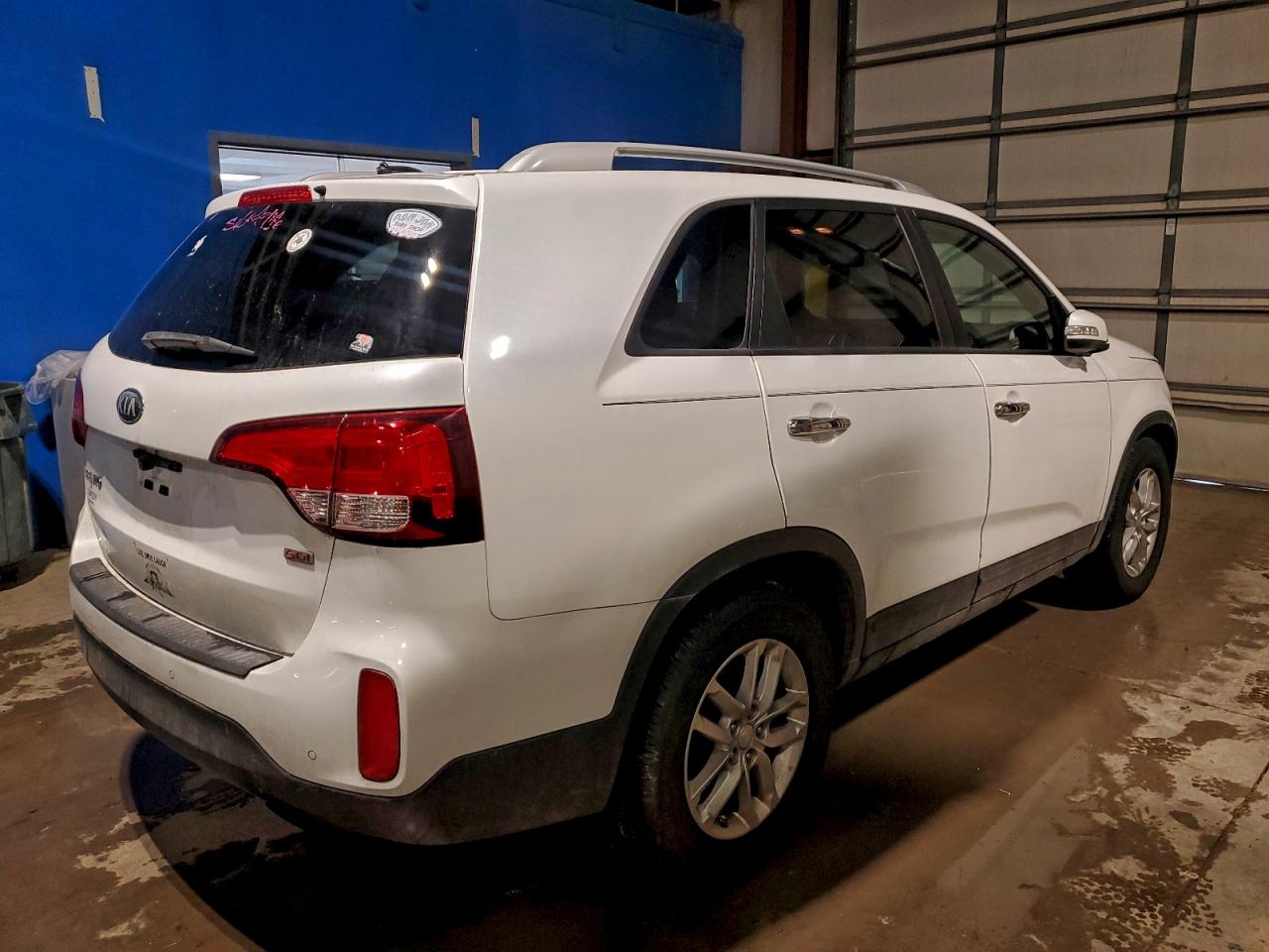 2014 KIA SORENTO LX photo 3