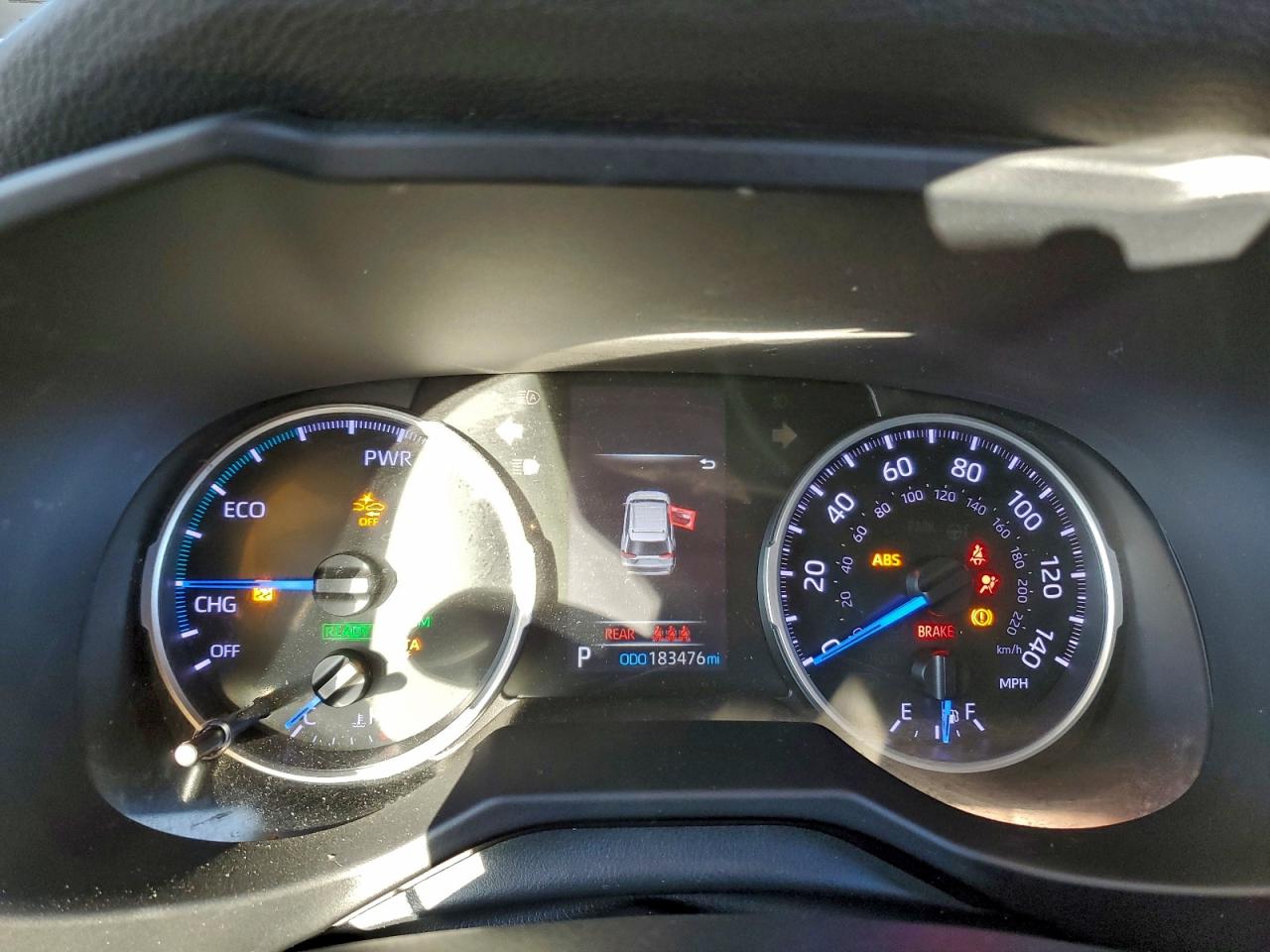 2021 TOYOTA RAV4 LE photo 9
