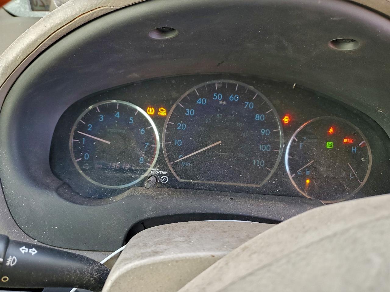 2007 TOYOTA SIENNA XLE photo 9