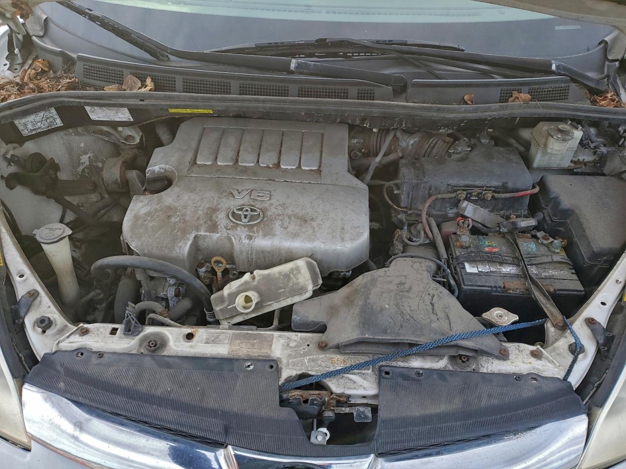 2007 TOYOTA SIENNA XLE photo 12