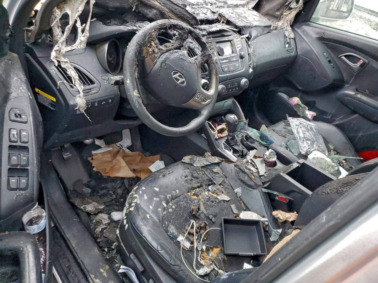2015 HYUNDAI TUCSON GLS photo 8