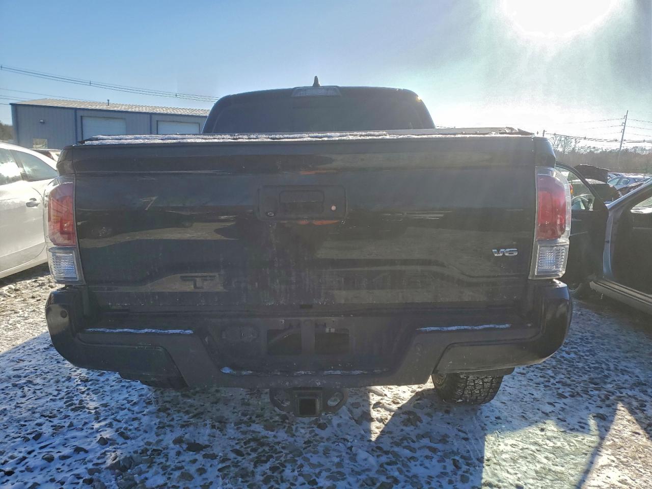 2021 TOYOTA TACOMA DOUBLE CAB photo 6