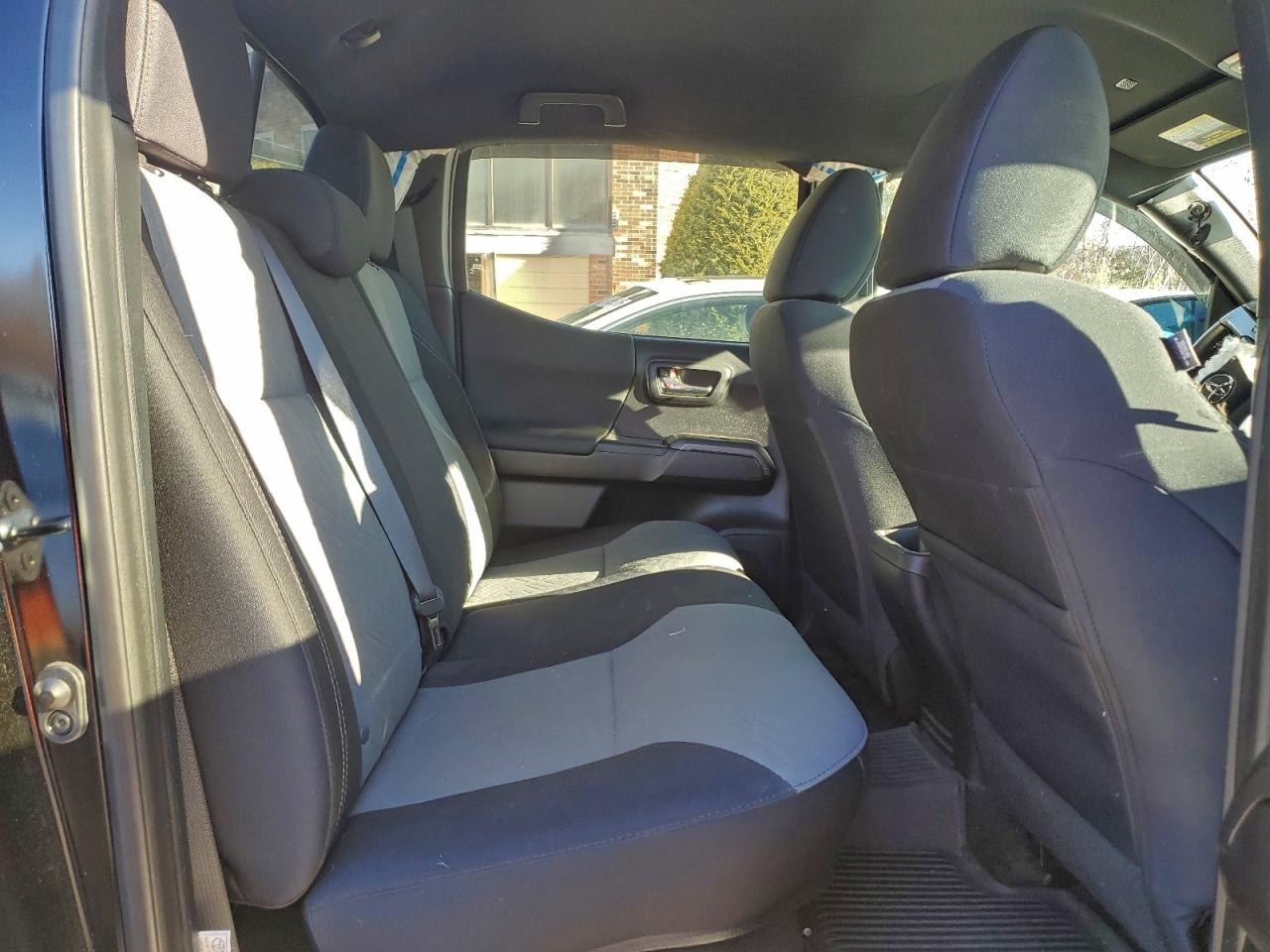 2021 TOYOTA TACOMA DOUBLE CAB photo 10