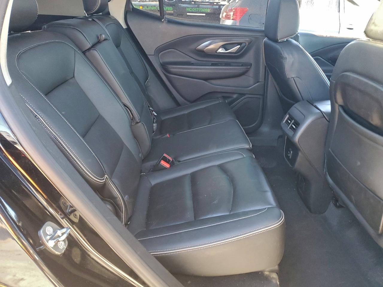 2018 GMC TERRAIN DENALI photo 10
