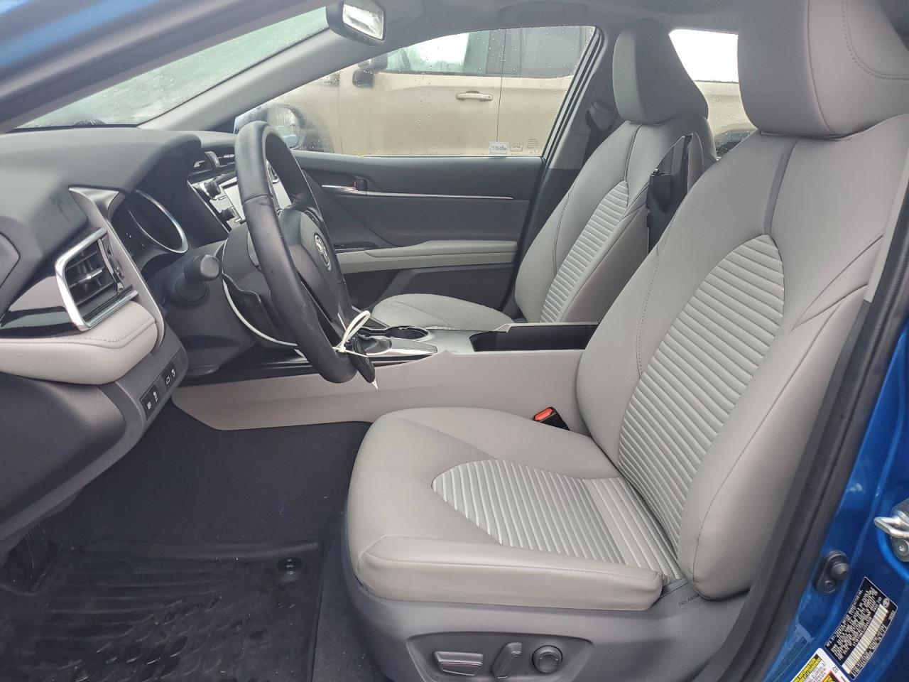 2018 TOYOTA CAMRY L photo 7