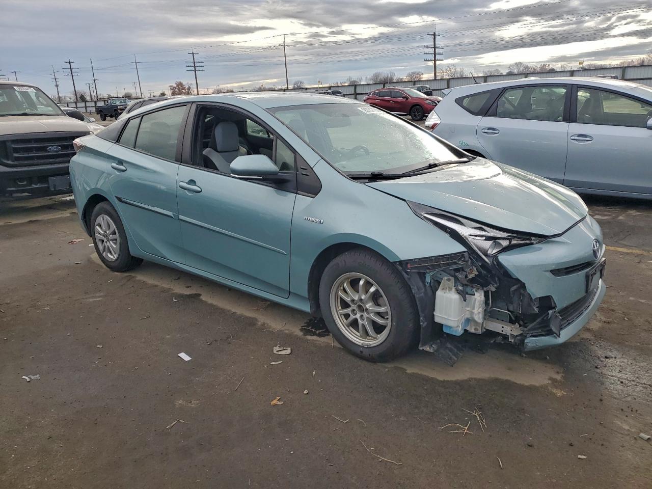 2016 TOYOTA PRIUS photo 4