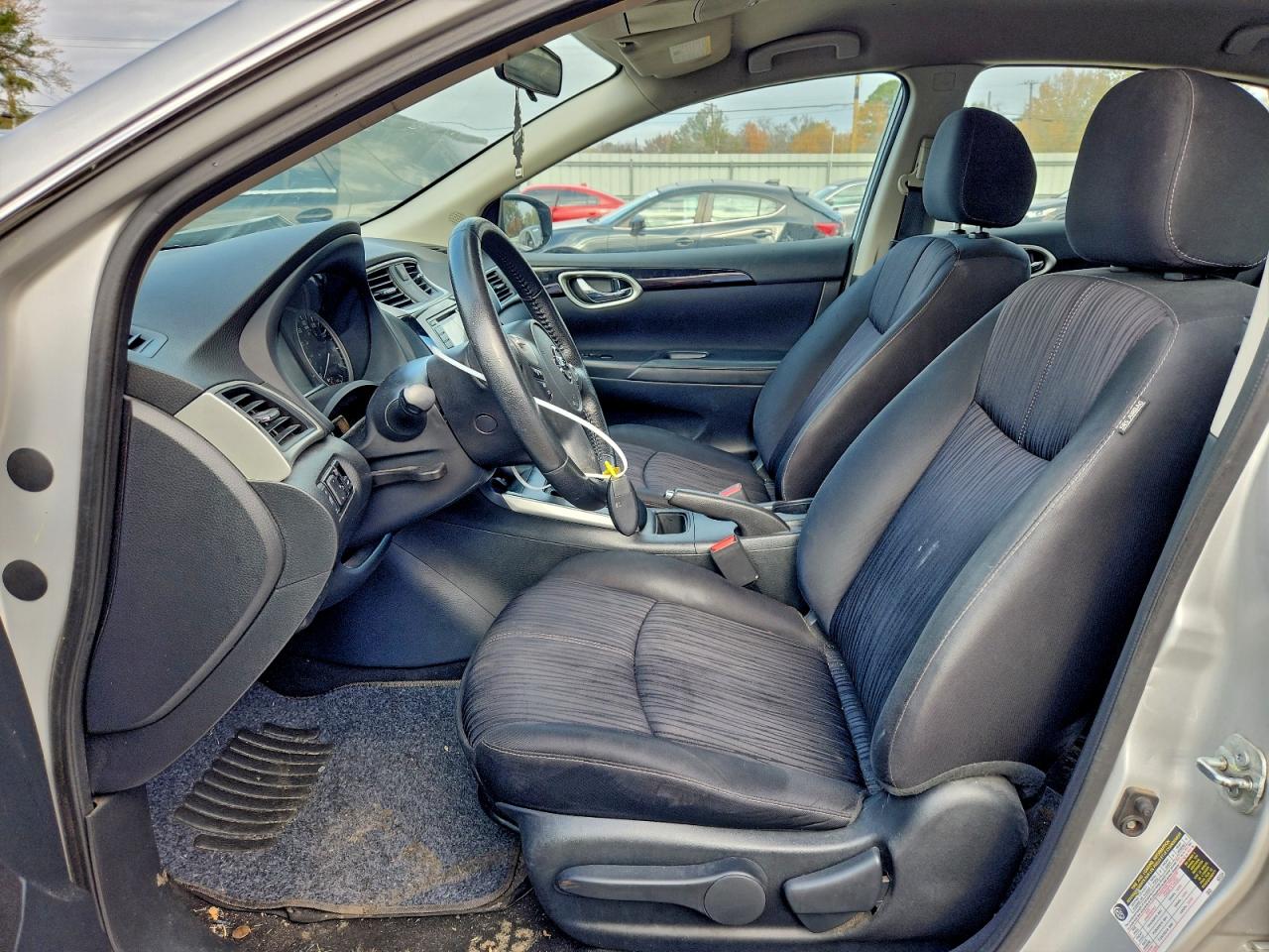 2018 NISSAN SENTRA S photo 13