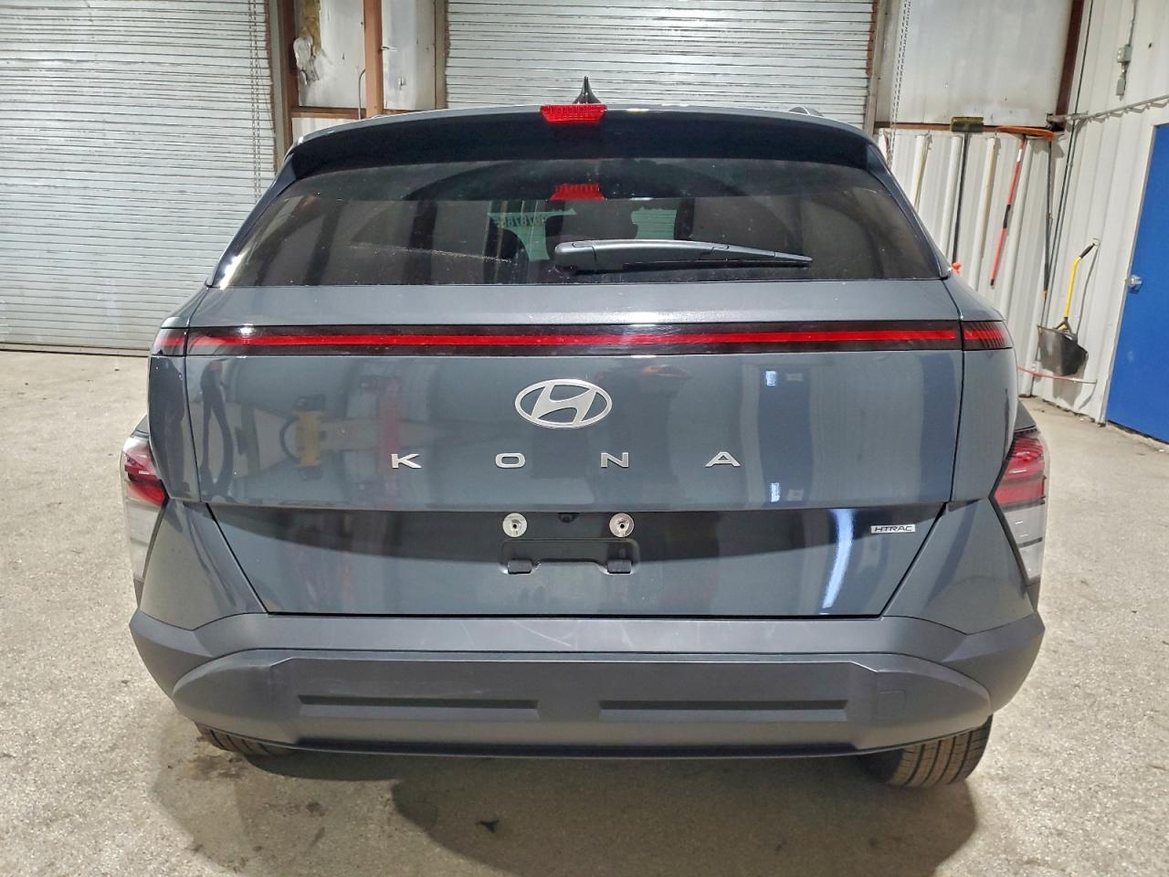 2025 HYUNDAI KONA SEL photo 6