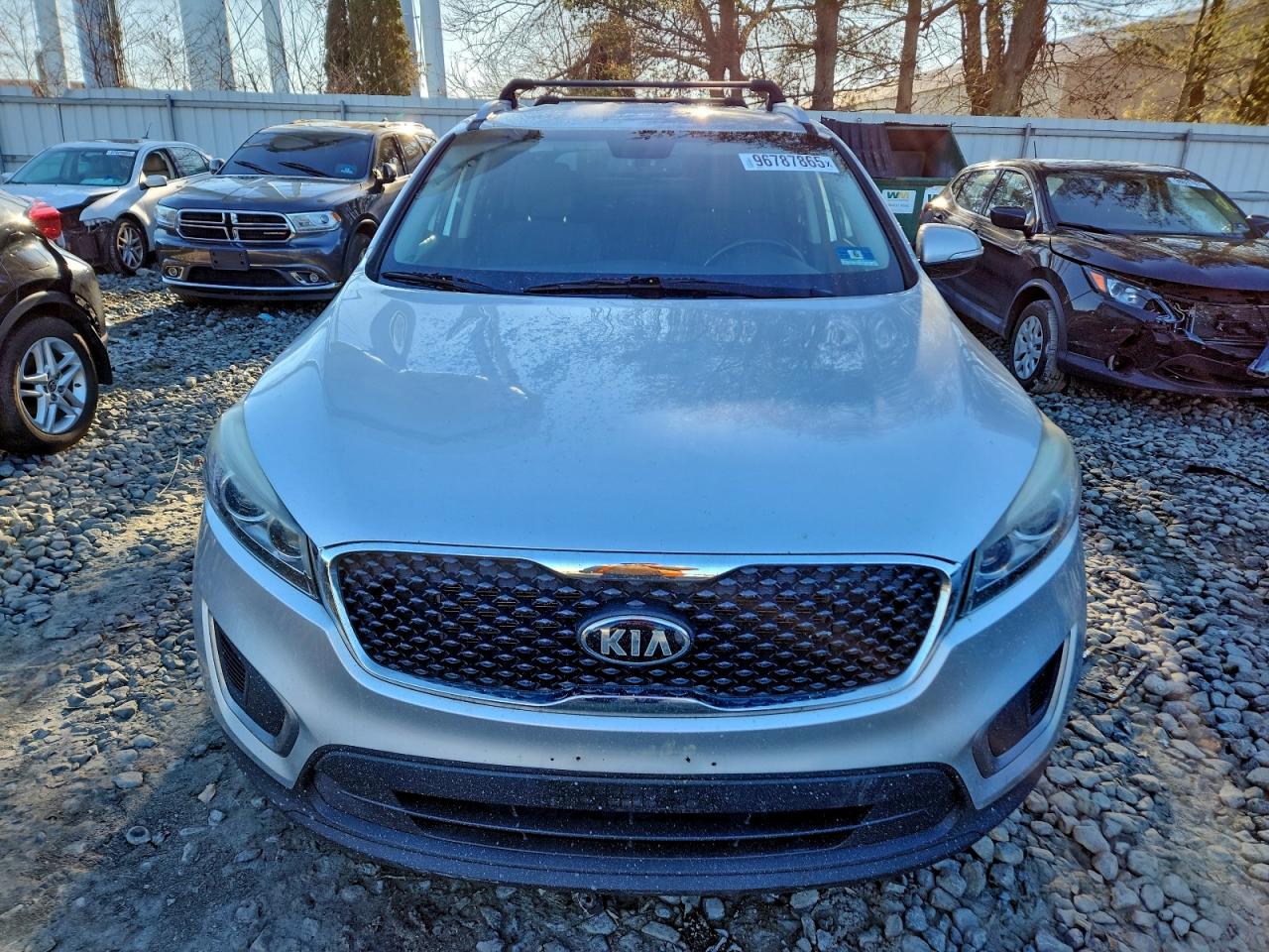 2016 KIA SORENTO LX photo 5
