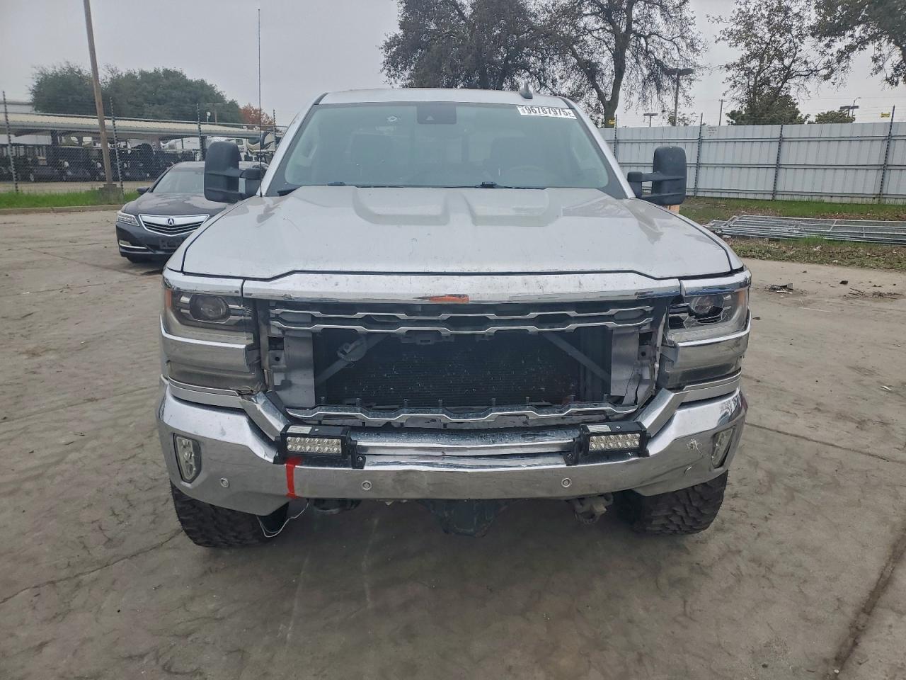 2016 CHEVROLET SILVERADO C1500 LTZ photo 5