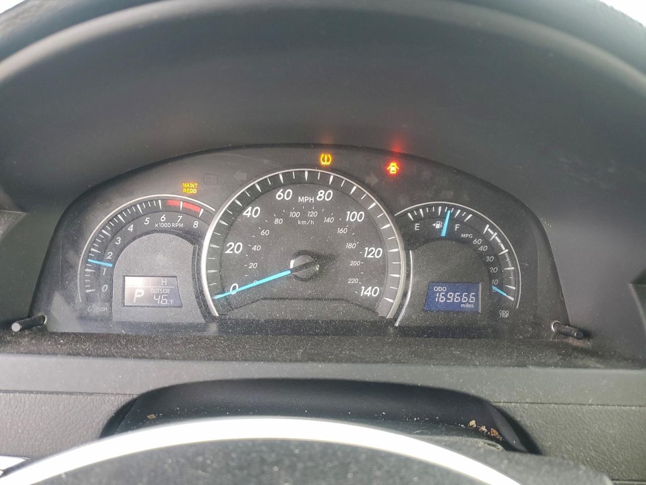 2013 TOYOTA CAMRY L photo 9