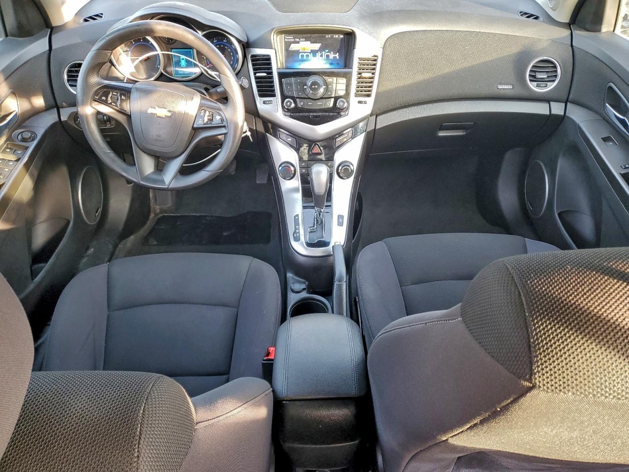 2015 CHEVROLET CRUZE LT photo 8