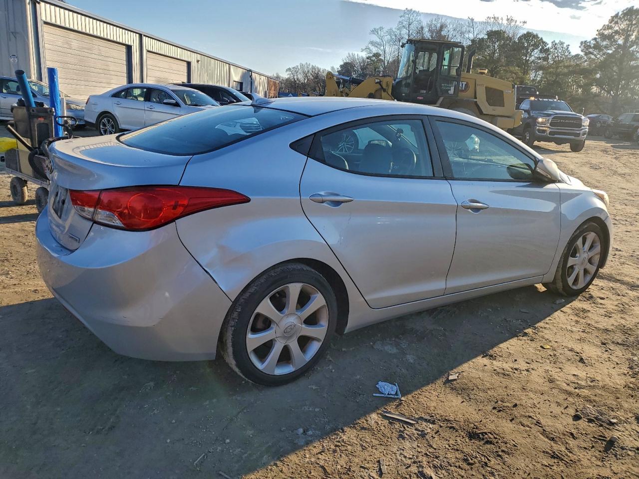 2013 HYUNDAI ELANTRA GLS photo 3