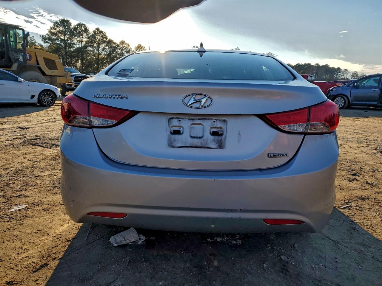 2013 HYUNDAI ELANTRA GLS photo 6