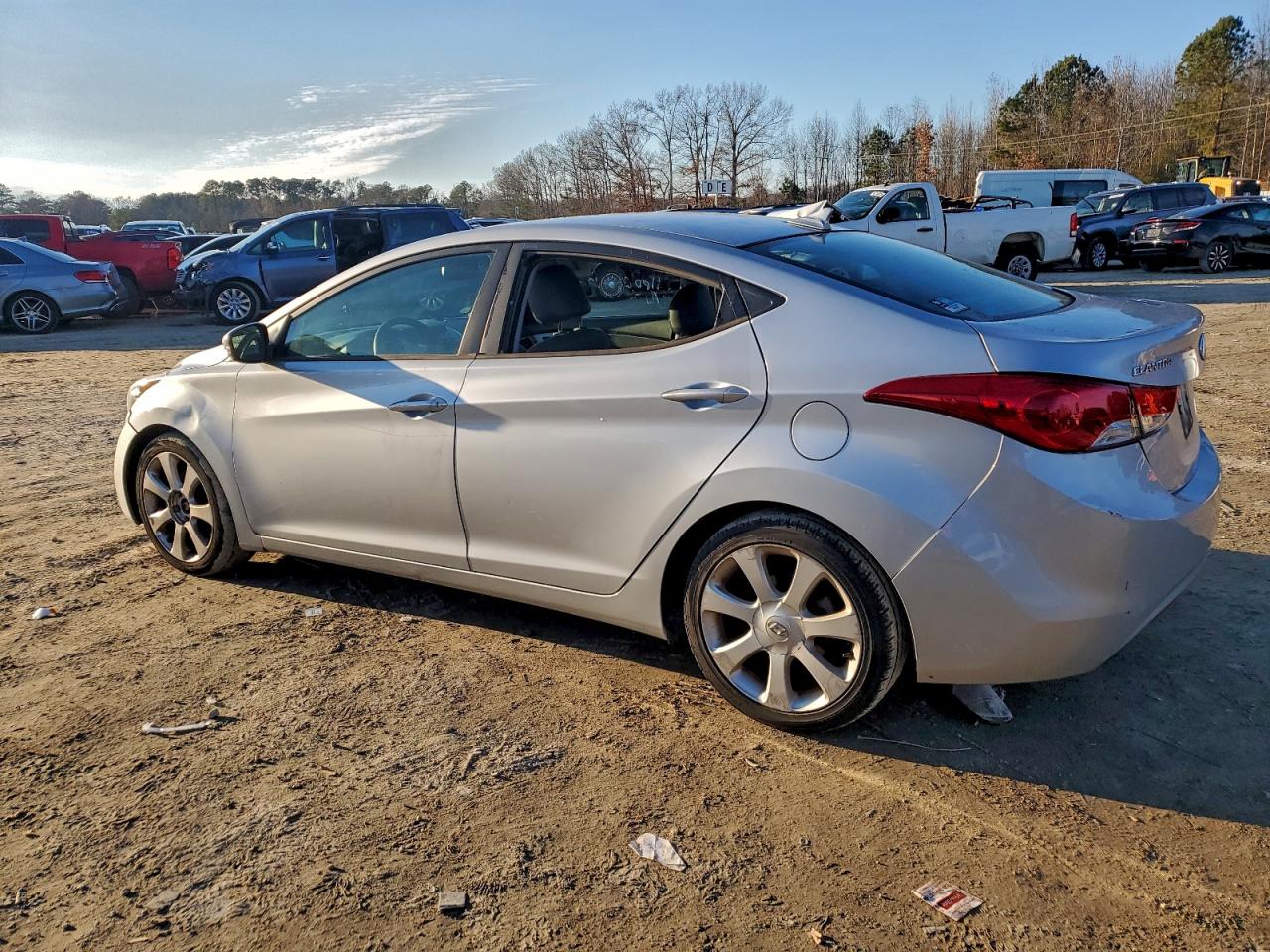 2013 HYUNDAI ELANTRA GLS photo 2