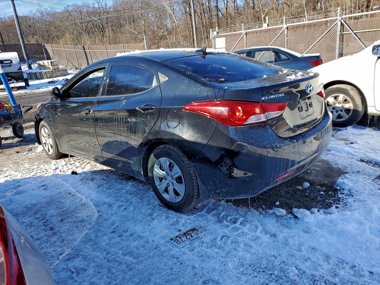 2016 HYUNDAI ELANTRA SE photo 2