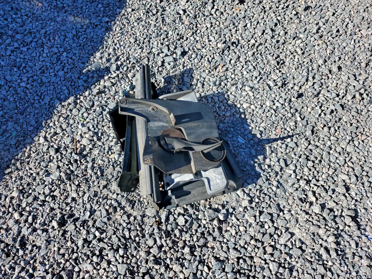 2010 TOYOTA TUNDRA photo 12