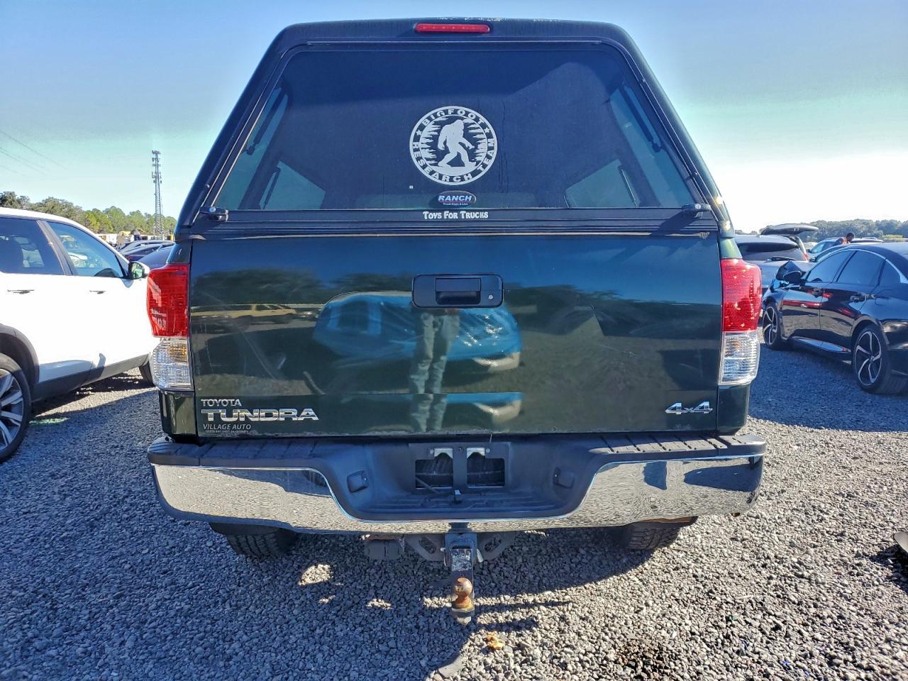 2010 TOYOTA TUNDRA photo 6