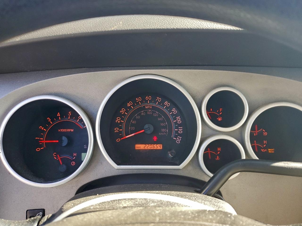 2010 TOYOTA TUNDRA photo 9