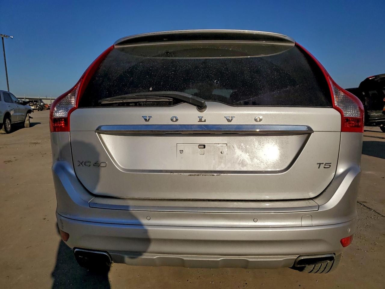 2016 VOLVO XC60 T5 PREMIER photo 6