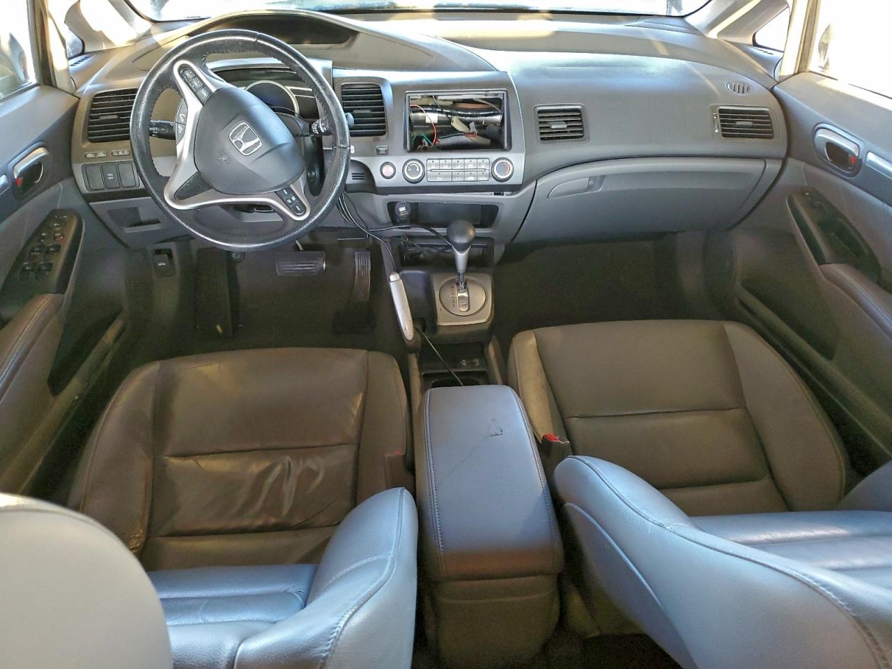 2010 HONDA CIVIC EXL photo 8
