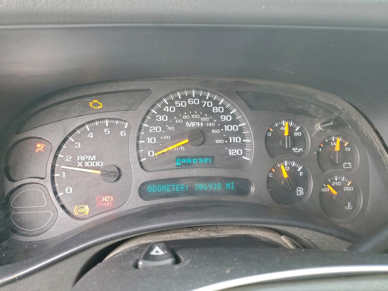 2003 CHEVROLET SILVERADO K1500 photo 9
