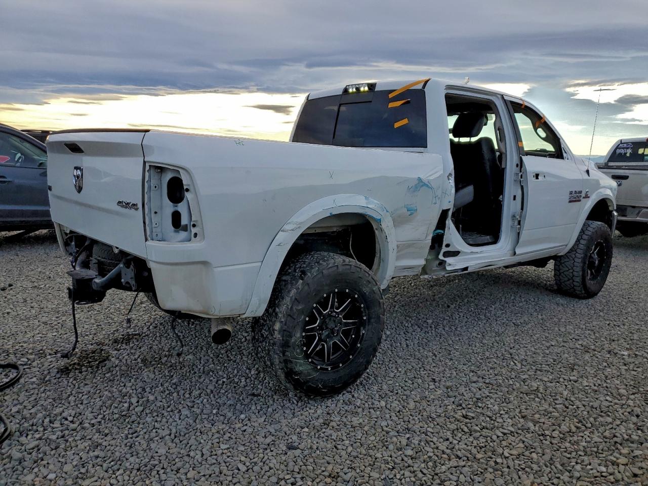 2018 RAM 2500 LARAMIE photo 3