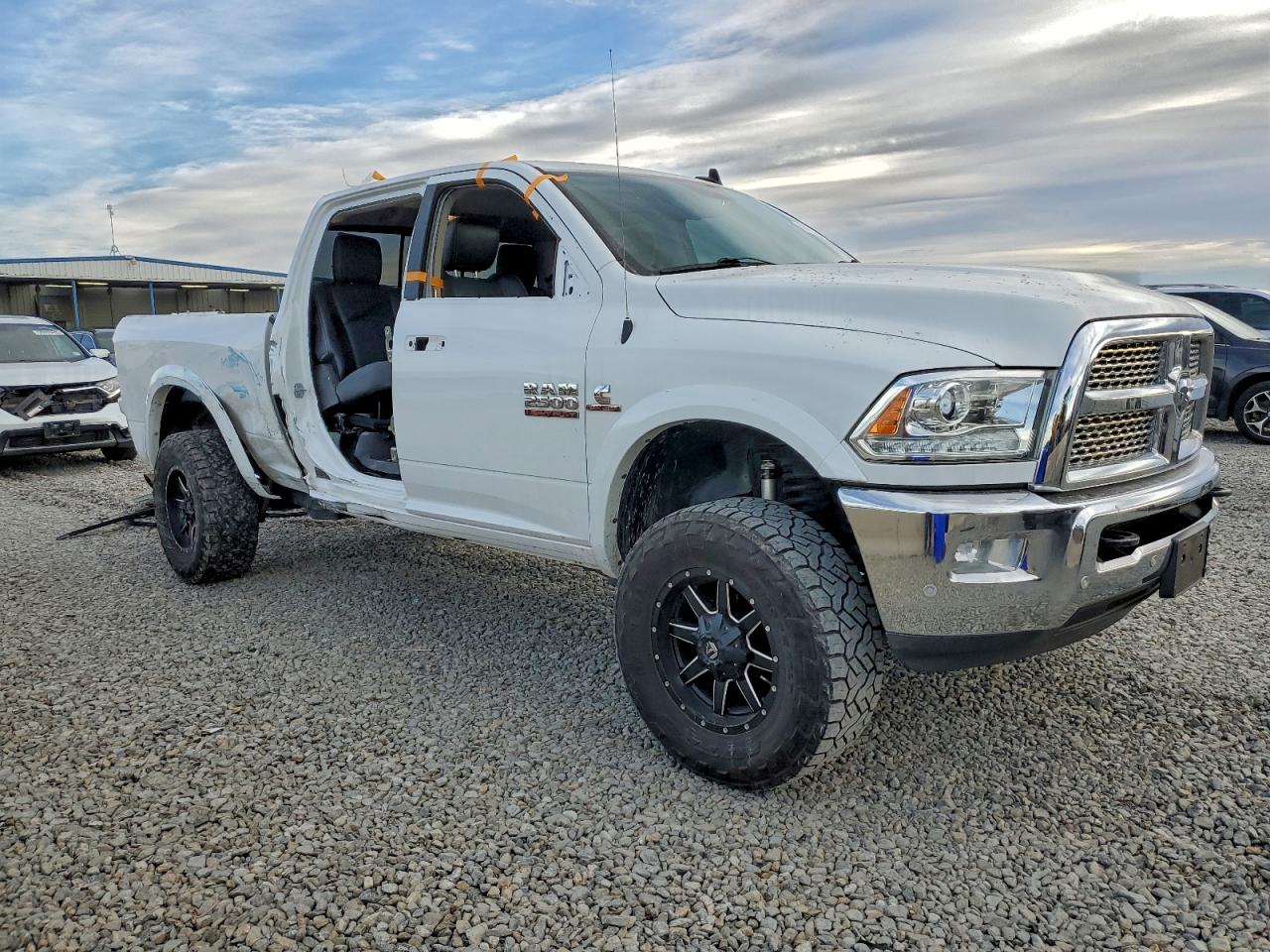 2018 RAM 2500 LARAMIE photo 4