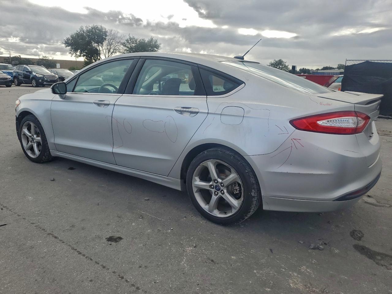 2014 FORD FUSION SE photo 2