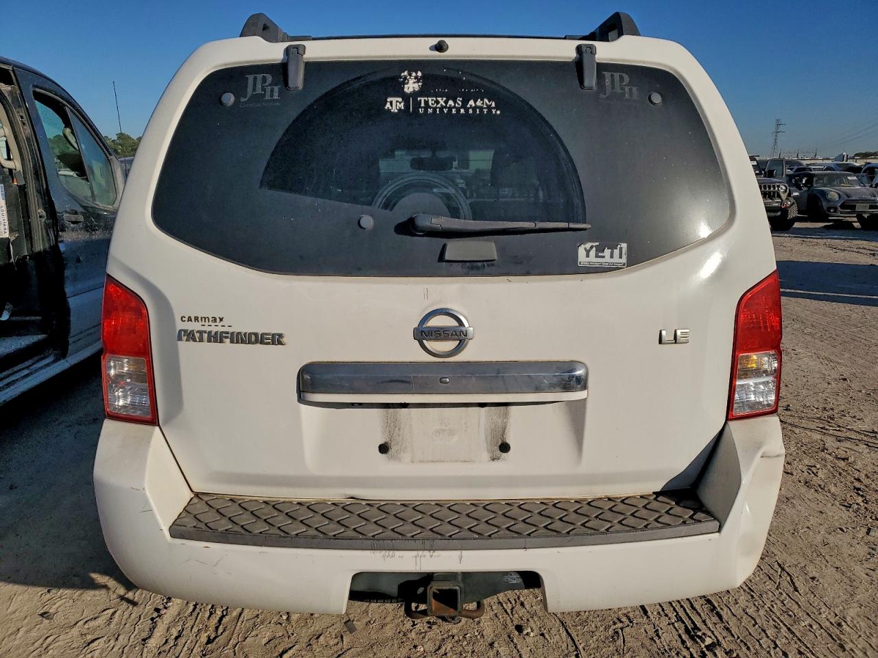 2010 NISSAN PATHFINDER S photo 6