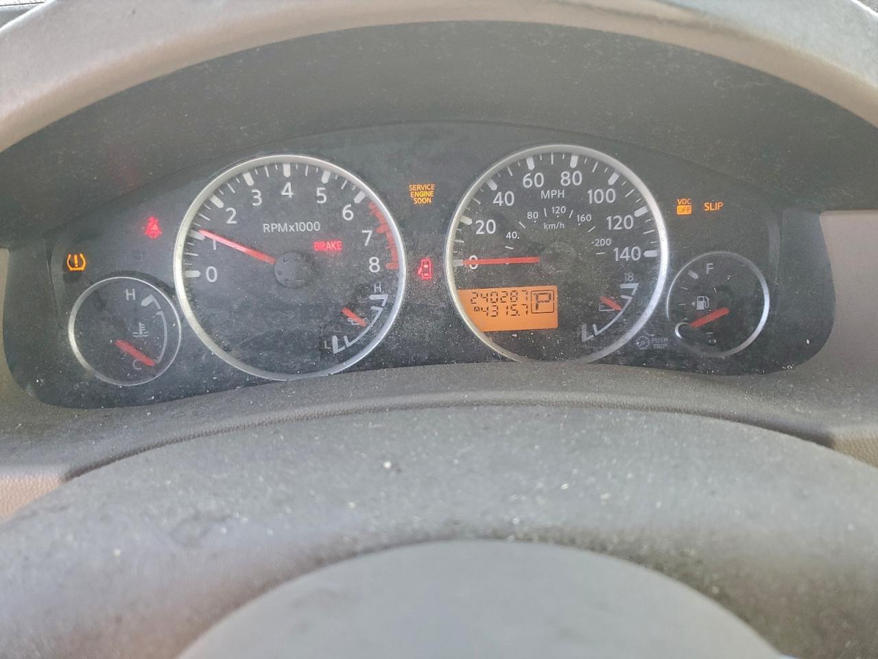 2010 NISSAN PATHFINDER S photo 9