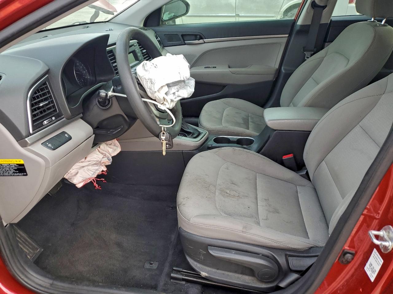 2017 HYUNDAI ELANTRA SE photo 7