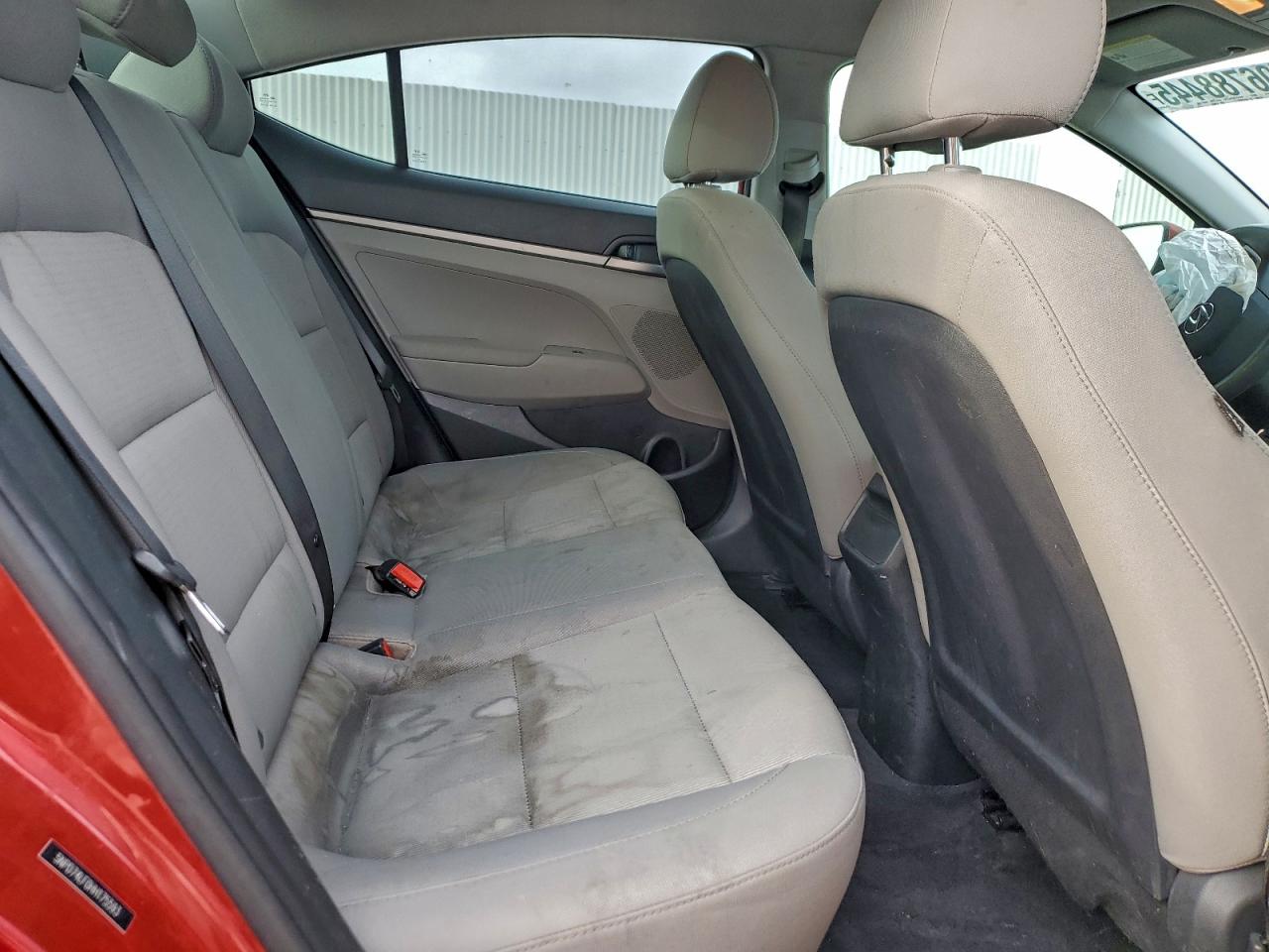 2017 HYUNDAI ELANTRA SE photo 10