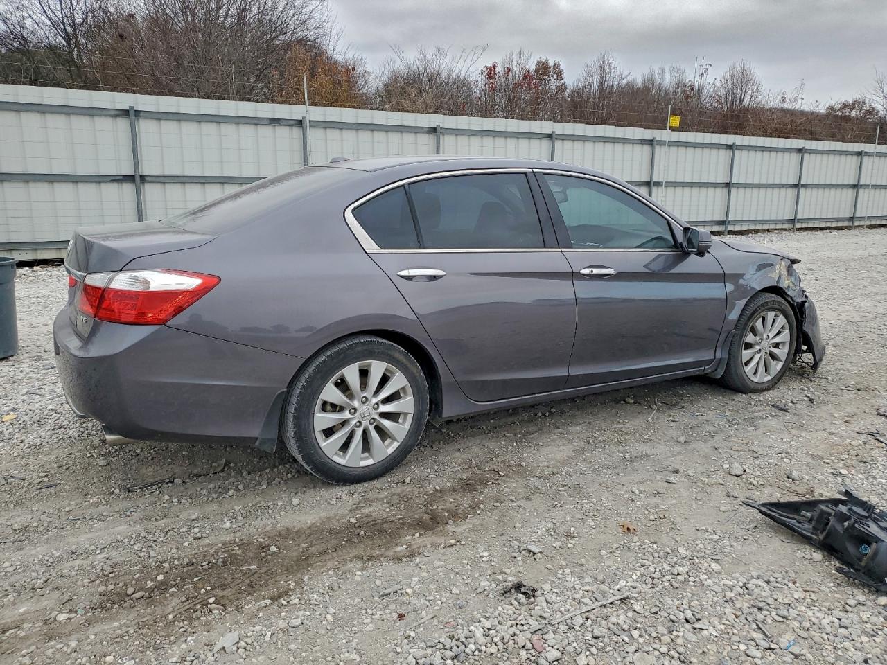 2015 HONDA ACCORD EXL photo 3