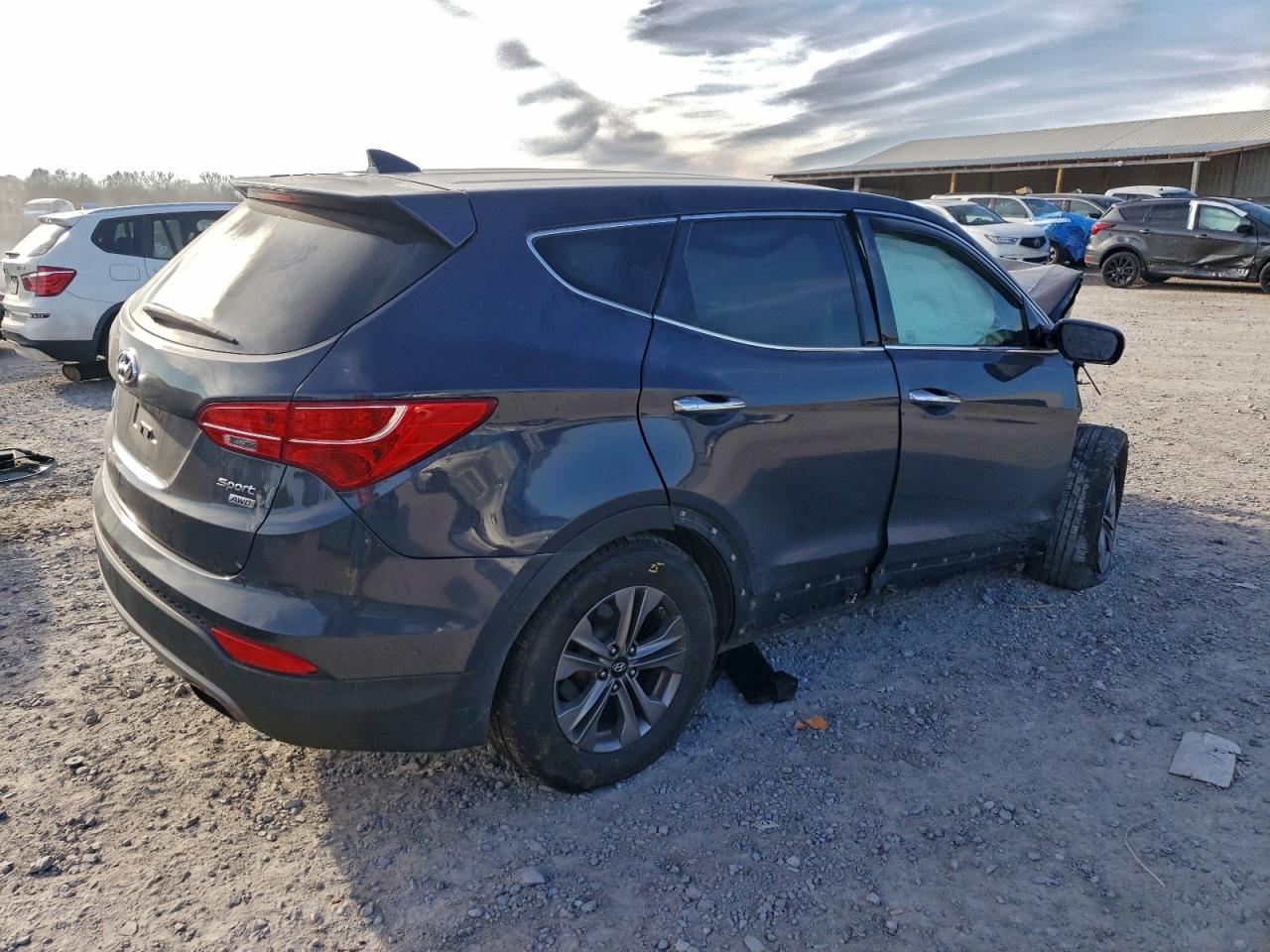 2015 HYUNDAI SANTA FE SPORT photo 3