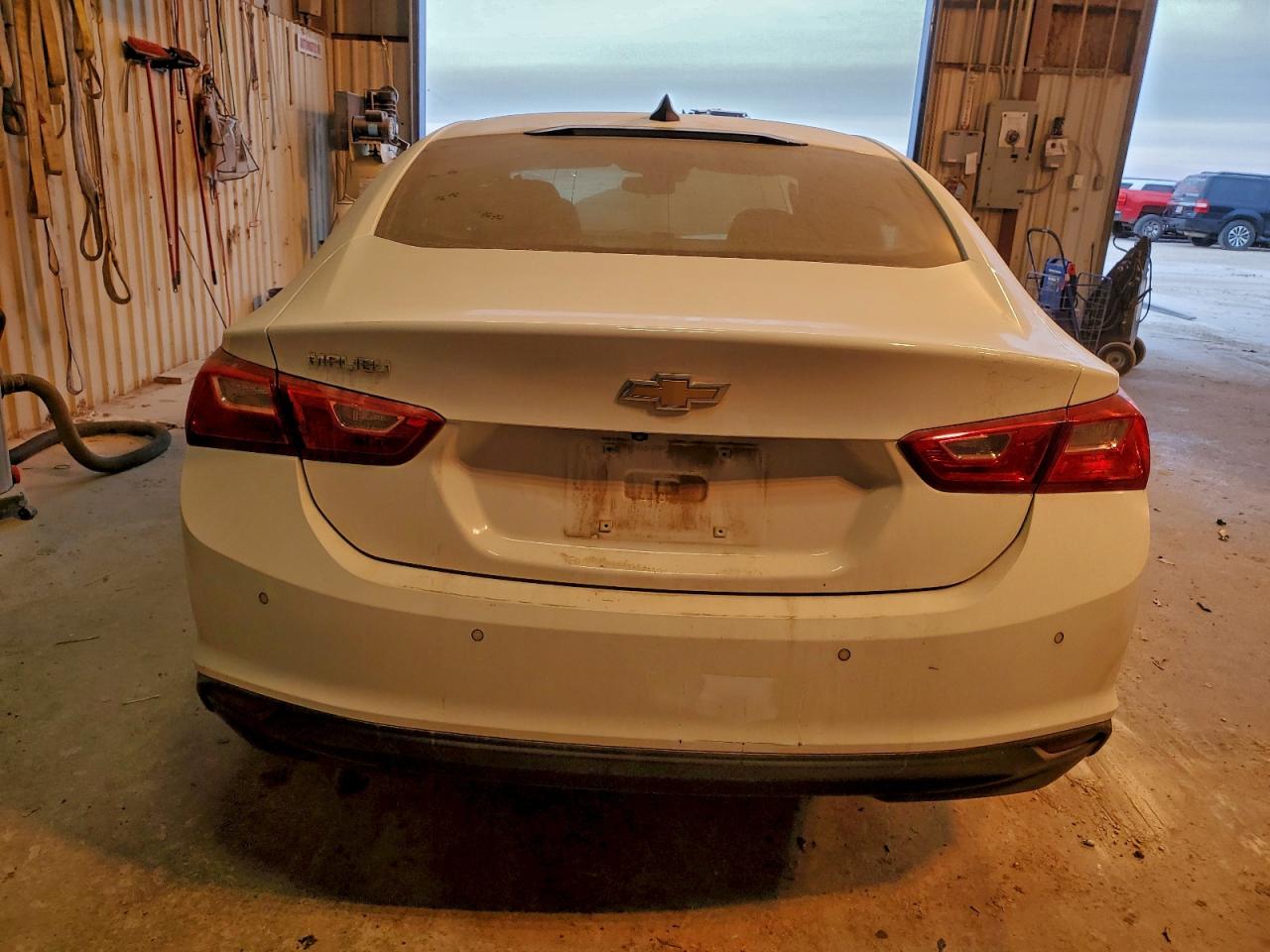 2022 CHEVROLET MALIBU LS photo 6