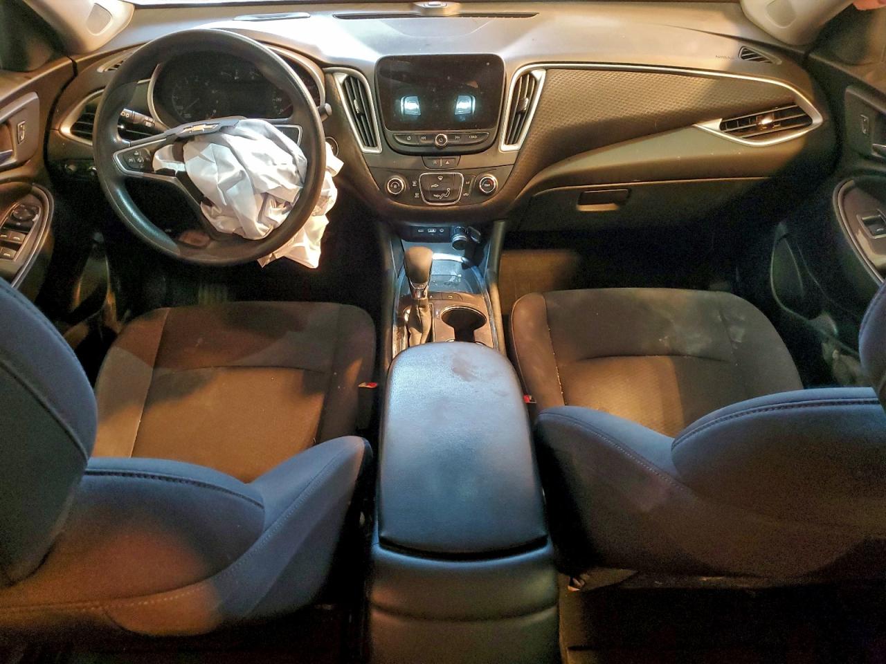 2022 CHEVROLET MALIBU LS photo 8