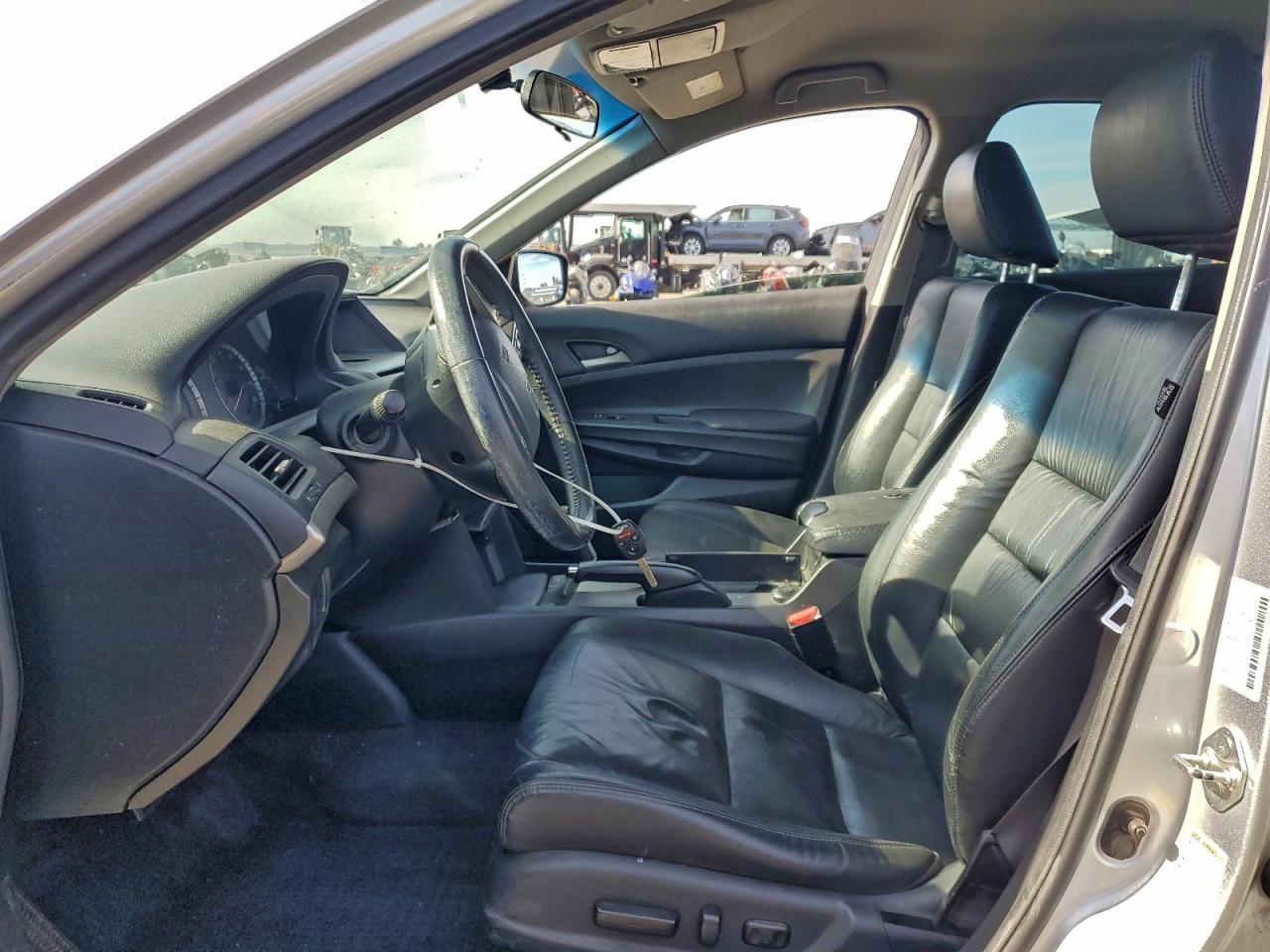 2012 HONDA ACCORD SE photo 7