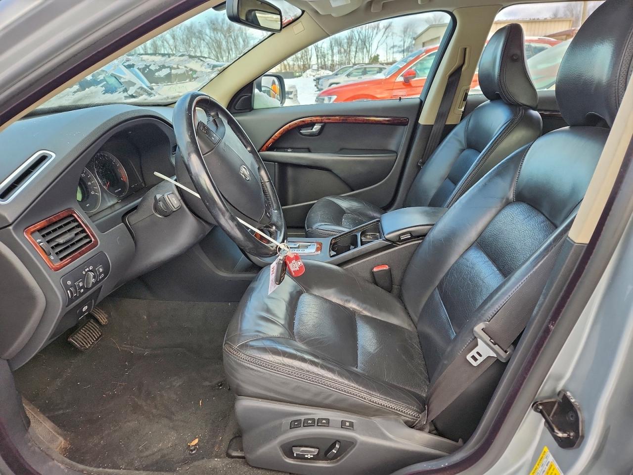 2008 VOLVO XC70 photo 7